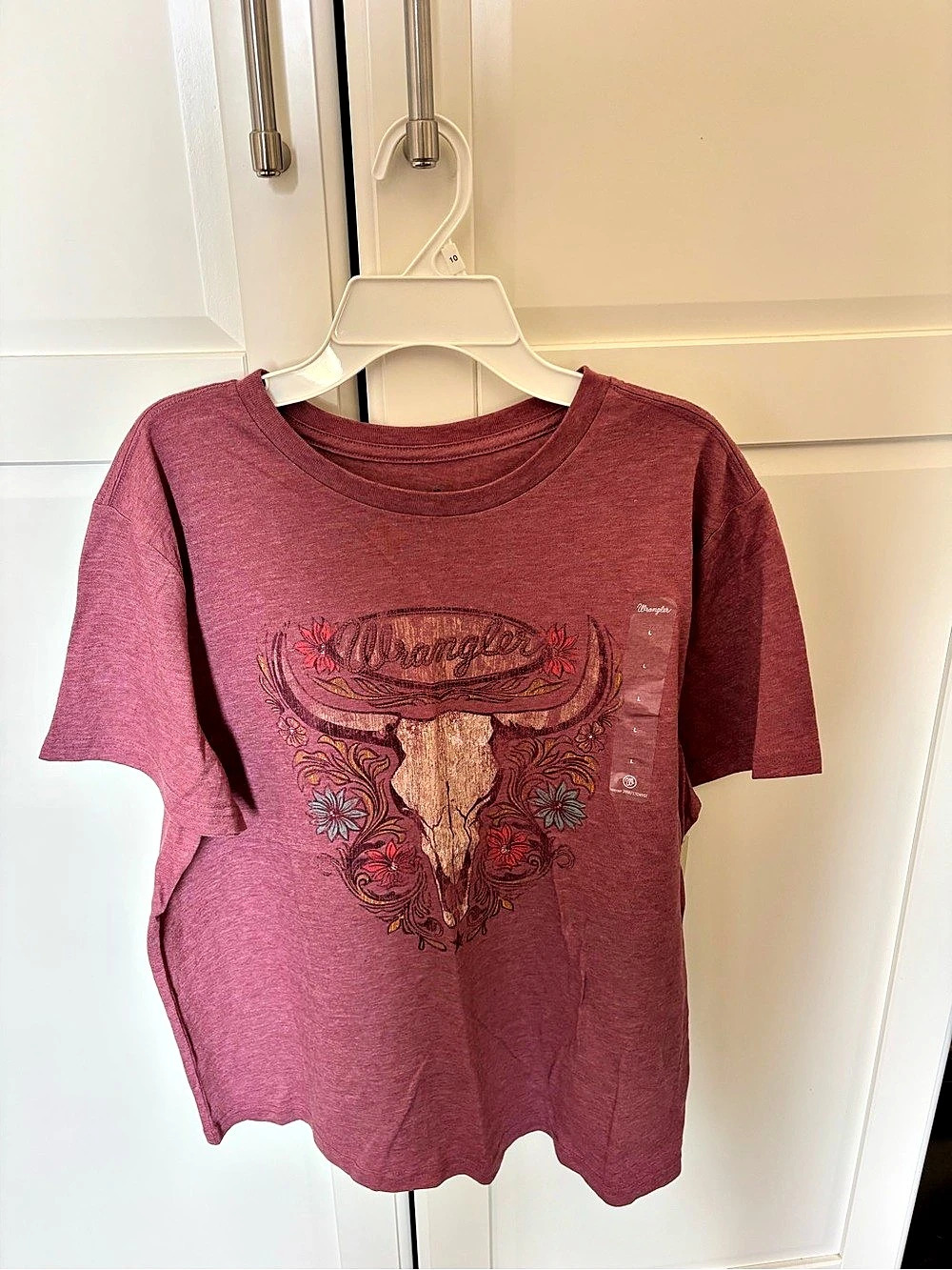 Wrangler Graphic Short Sleeve Tee in Pink